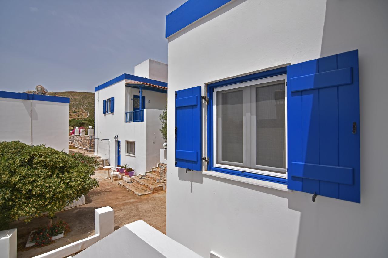 Sarris Planet Appartement Ermoupoli Buitenkant foto